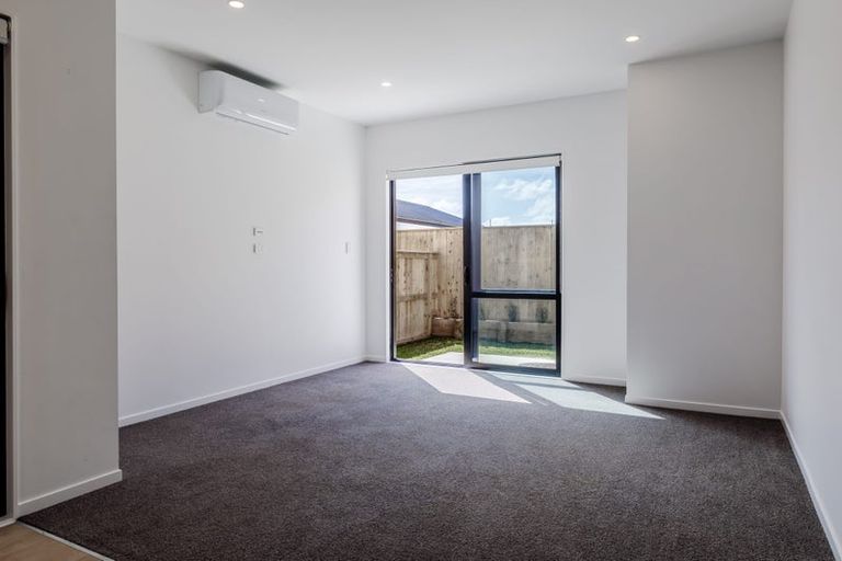 Photo of property in 14 Papai Lane, Massey, 0614