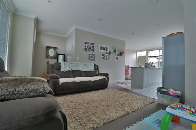 Photo of property in 13 Concepts Way, Flat Bush, Auckland, 2019