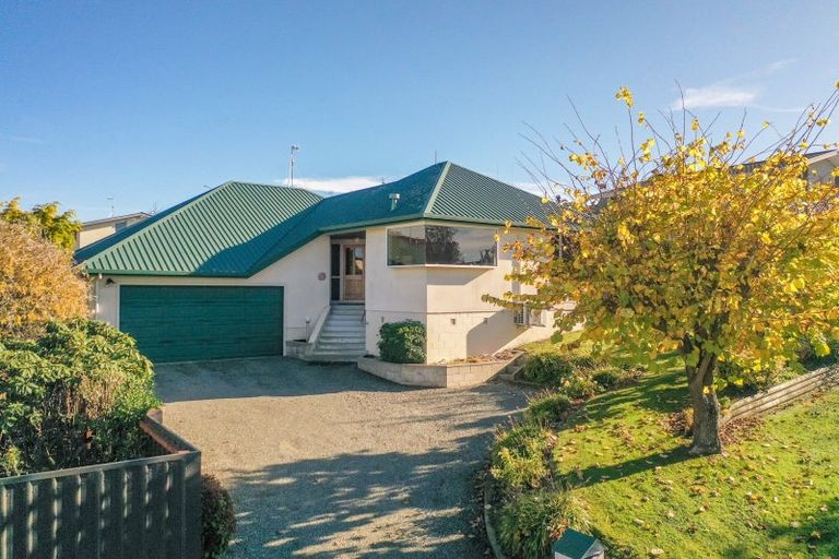 Photo of property in 35 Stirling Place, Marchwiel, Timaru, 7910