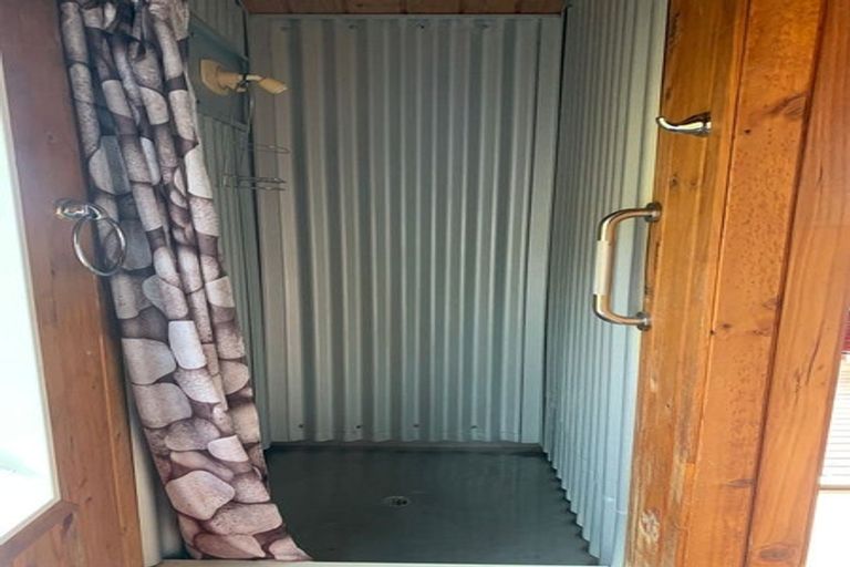 Photo of property in 1665 Matapouri Road, Matapouri, Whangarei, 0173