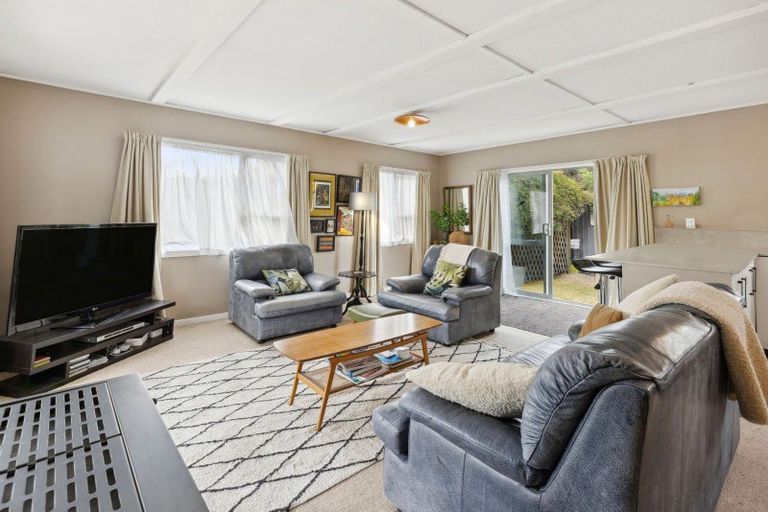 Photo of property in 44 Hunter Crescent, Wanaka, 9305