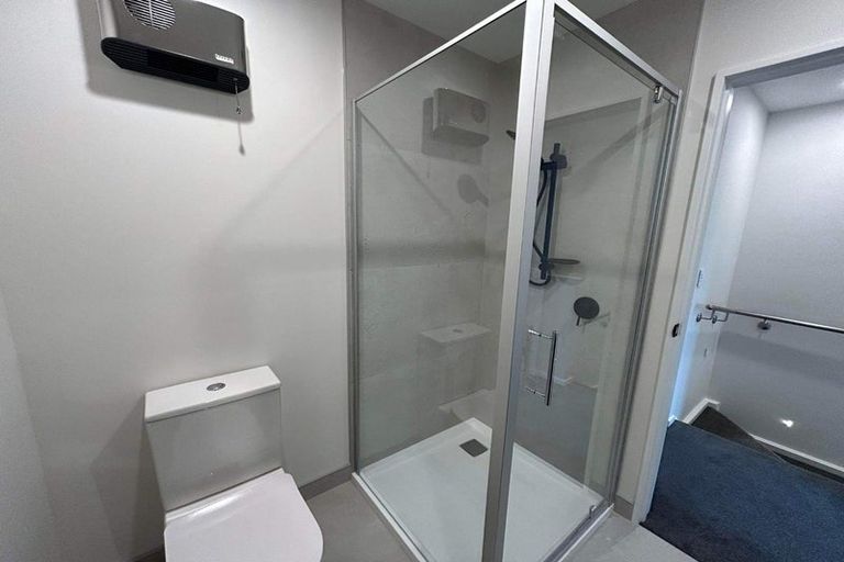 Photo of property in 9a/5 Maronan Street, Woolston, Christchurch, 8023