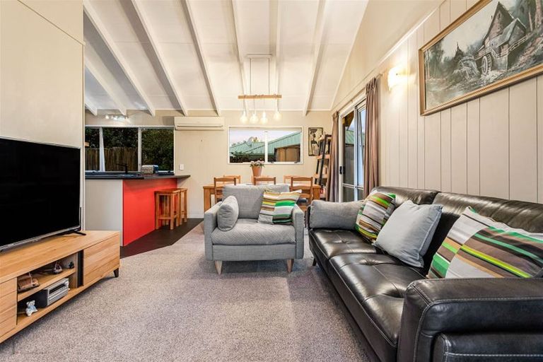 Photo of property in 89a/8 Royal Road, Massey, Auckland, 0614