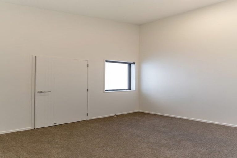 Photo of property in 6 Rangimarie Close, Opaheke, Papakura, 2113