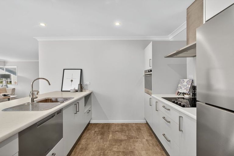 Photo of property in 9/64 Port Hills Road, Heathcote Valley, Christchurch, 8022