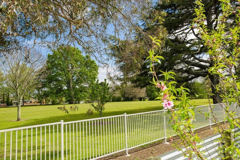Photo of property in 703 Aberdeen Road, Te Hapara, Gisborne, 4010