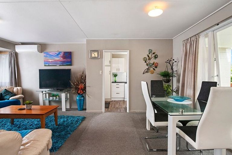 Photo of property in 39 Totara Street, Waiuku, 2123