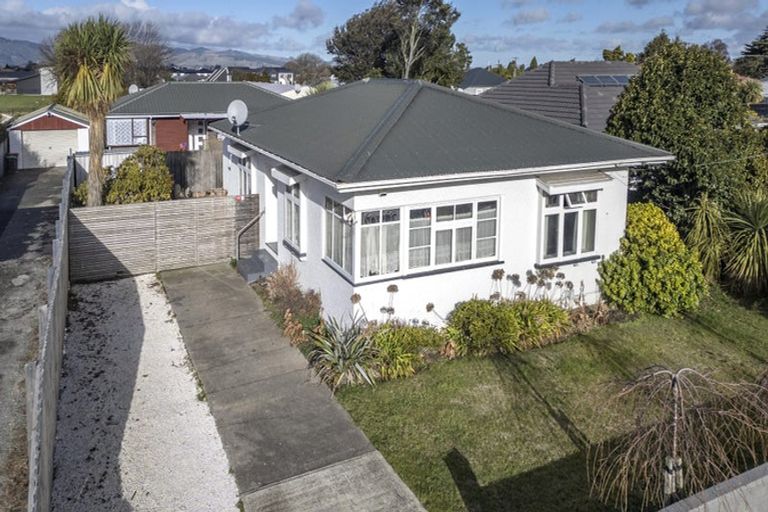 Photo of property in 33 Tower Street, Hornby, Christchurch, 8042