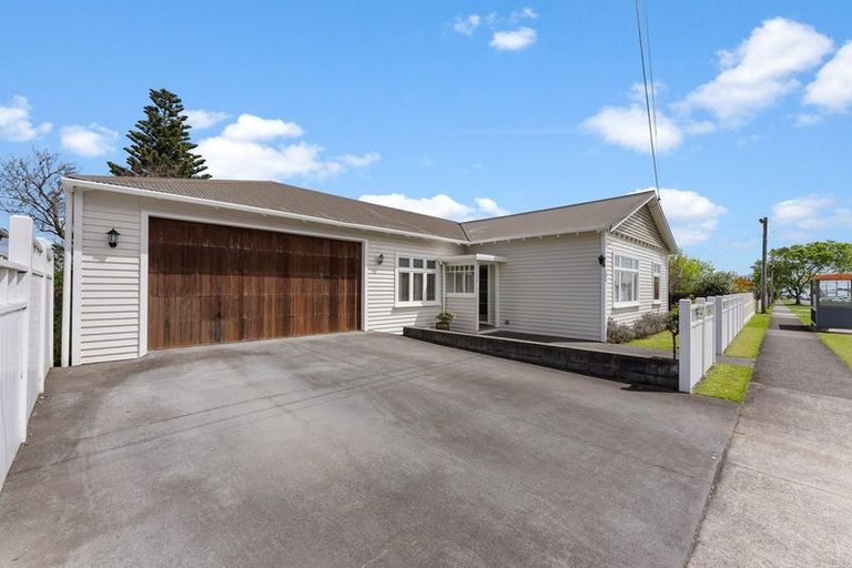 Photo of property in 56 Doone Street, Lynmouth, New Plymouth, 4310