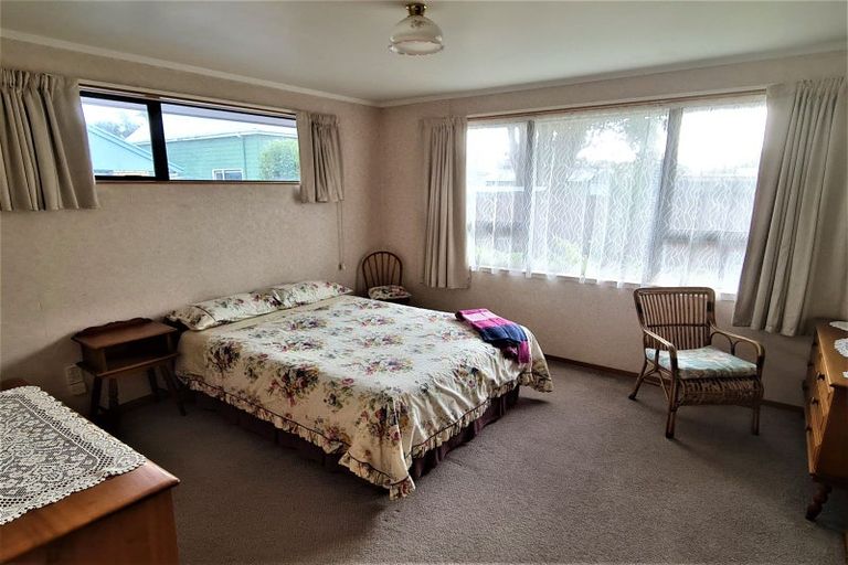 Photo of property in 97c Russell Street, Westport, 7825