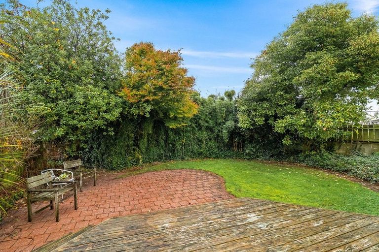 Photo of property in 108 Eglinton Road, Mornington, Dunedin, 9011