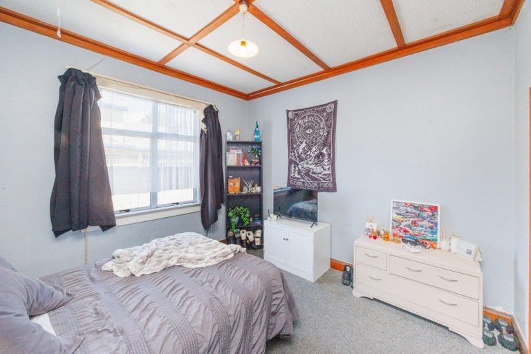 Photo of property in 40 Puriri Terrace, Roslyn, Palmerston North, 4414