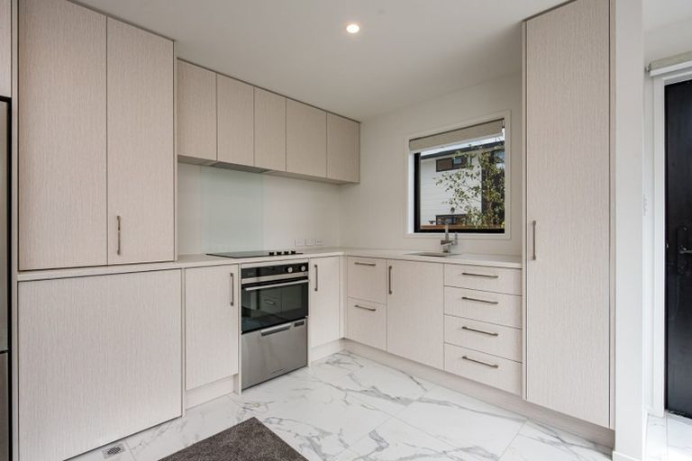 Photo of property in Riverena Flats, 377 Barbadoes Street, Christchurch Central, Christchurch, 8011