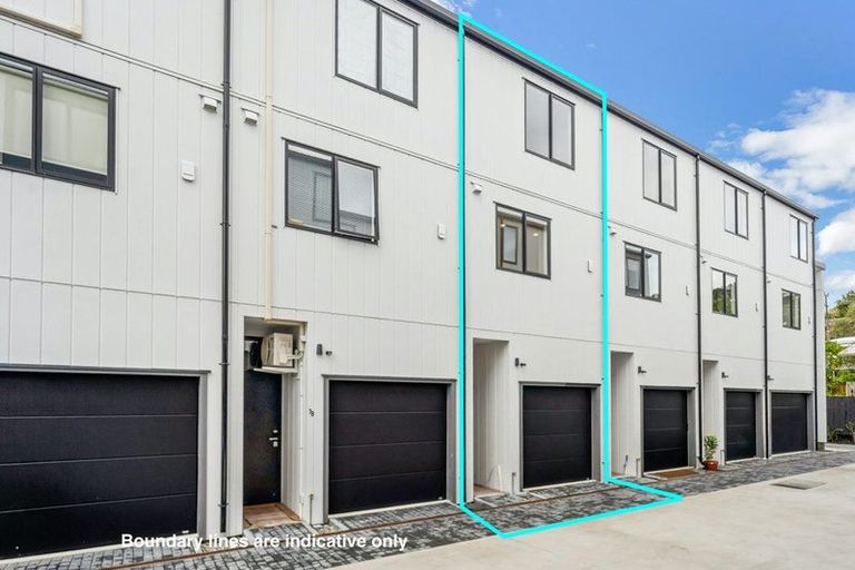 Photo of property in 7c Agincourt Street, Glenfield, Auckland, 0629