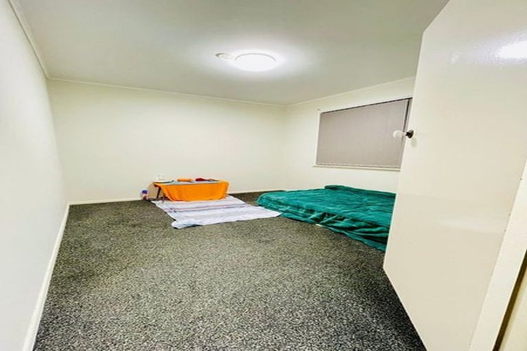 Photo of property in 25 Rosehill Drive, Rosehill, Papakura, 2113
