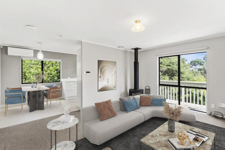 Photo of property in 3/32 Tree View Avenue, Glenfield, Auckland, 0629