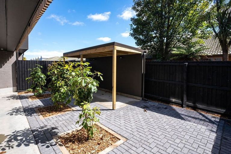 Photo of property in 1/7 Grove Road, Papakura, 2110