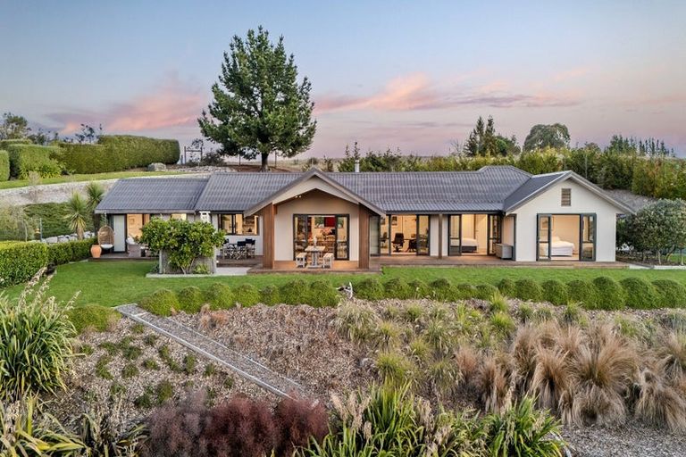 Photo of property in 35 Amber Rise, Tasman, Upper Moutere, 7173