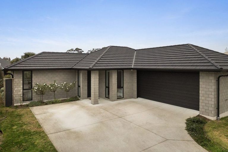 Photo of property in 2/10d Clive Road, Katikati, 3129