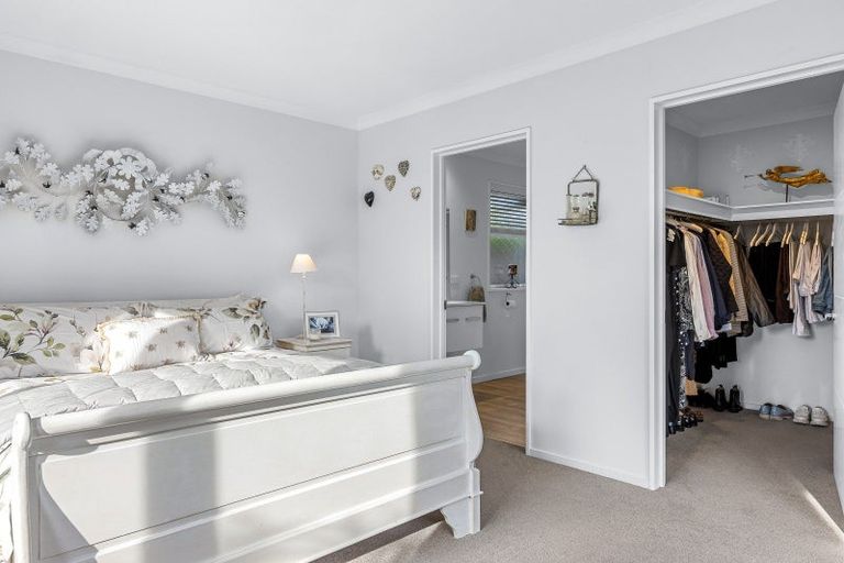 Photo of property in 1 Franklin Drive, Rangiora, 7400