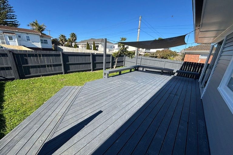 Photo of property in 1/25a Great South Road, Manurewa, Auckland, 2102
