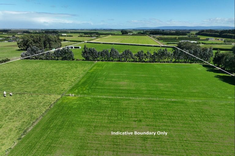 Photo of property in 693 Ryal Bush Wallacetown Road, Wallacetown, 9874