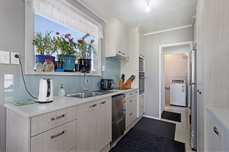 Photo of property in 48 Ferguson Street, Mangere East, Auckland, 2024