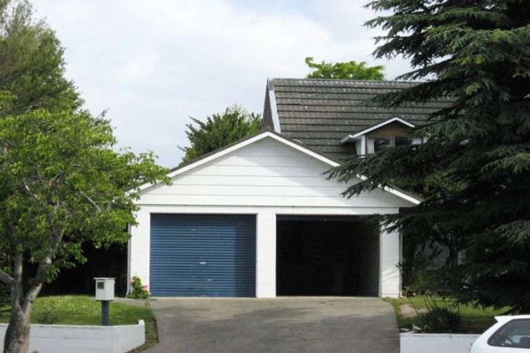 Photo of property in 195 Maidstone Road, Avonhead, Christchurch, 8042