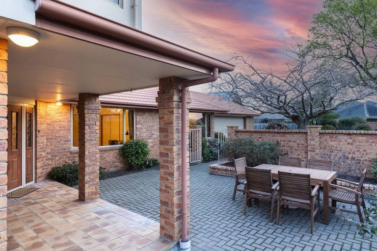 Photo of property in 7 Oakmont Green, Shirley, Christchurch, 8061