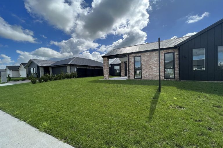 Photo of property in 28 William Paul Street, Cambridge, 3434