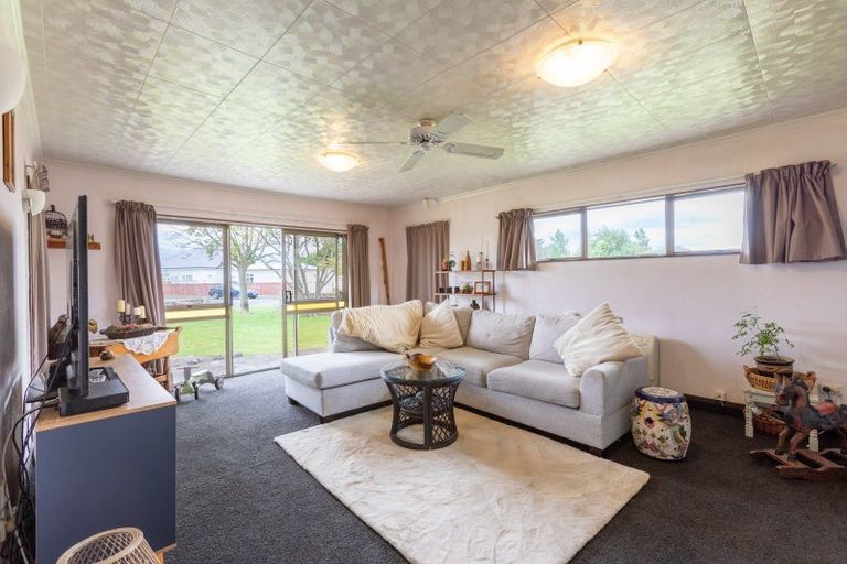 Photo of property in 16 Mathew Street, Dannevirke, 4930