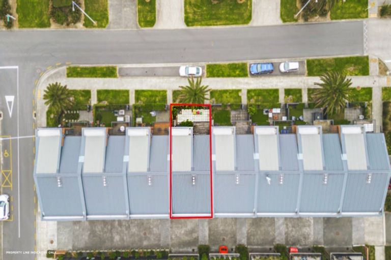 Photo of property in 107 Buckley Avenue, Hobsonville, Auckland, 0616