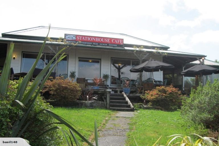 Photo of property in 40 Koe Street, Moana, 7872
