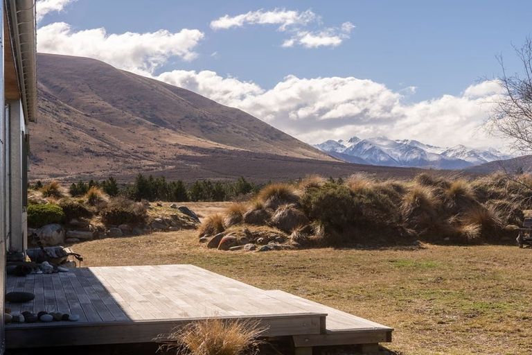 Photo of property in 320 Manuka Terrace, Ben Ohau, Twizel, 7999