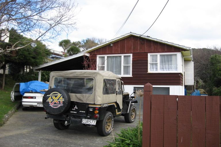 Photo of property in 87 Fraser Street, Wainuiomata, Lower Hutt, 5014