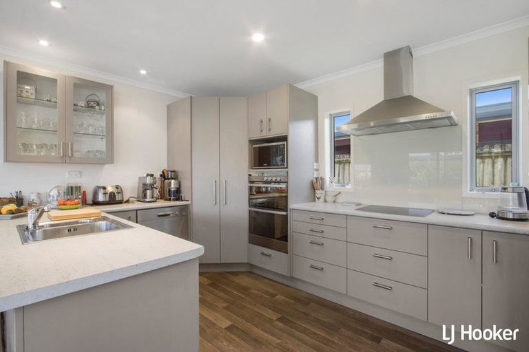 Photo of property in 11 Surfers Avenue, Waihi Beach, 3611