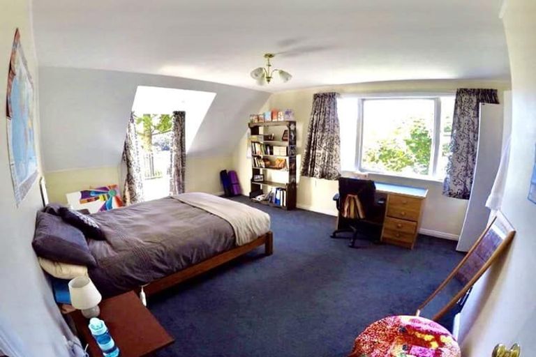 Photo of property in 38 Ngaio Road, Kelburn, Wellington, 6012