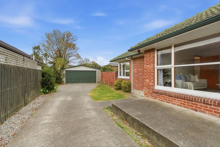 Photo of property in 50 Staveley Street, Avonhead, Christchurch, 8042