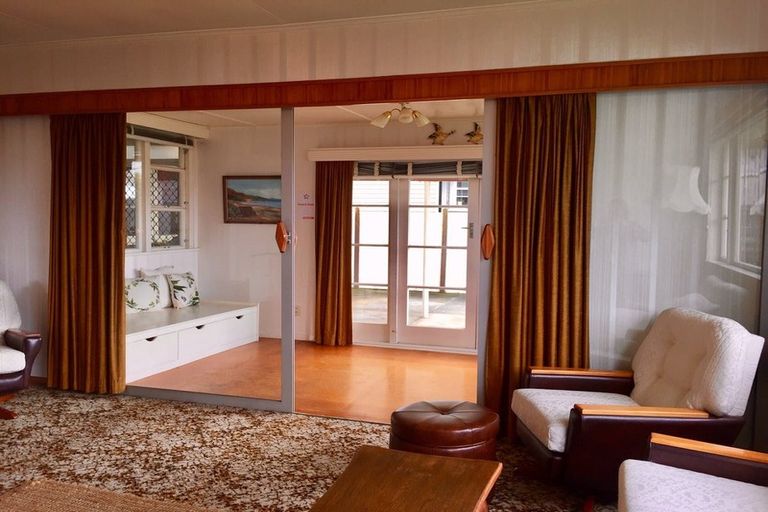 Photo of property in 1 Coddington Crescent, Masterton, 5810