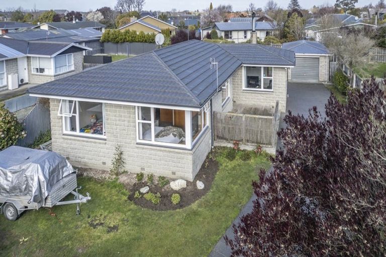 Photo of property in 35 Geddis Street, Rangiora, 7400