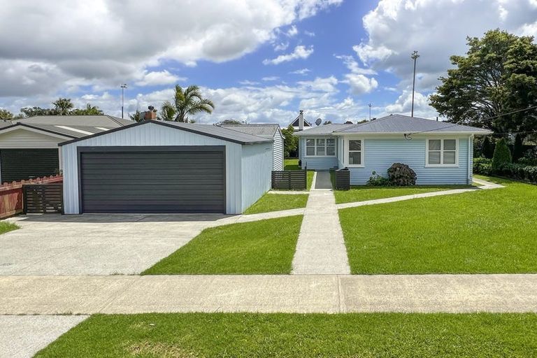 Photo of property in 15 Argyle Street, Waipu, 0510
