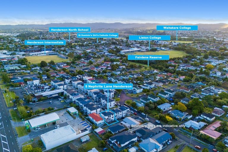 Photo of property in 5 Nephrite Lane, Henderson, Auckland, 0610