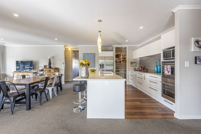 Photo of property in 86a James Line, Kelvin Grove, Palmerston North, 4414