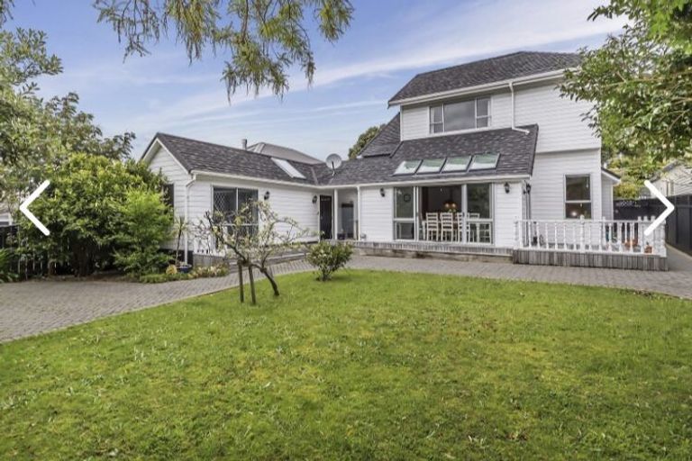 Photo of property in 9 Burnham Street, Seatoun, Wellington, 6022