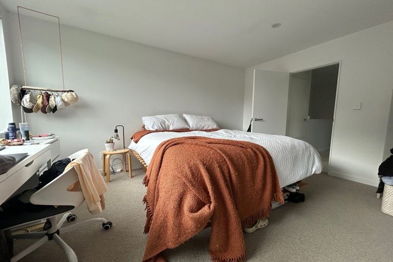 Photo of property in 41 Rua Kai Way, Brooklyn, Wellington, 6021