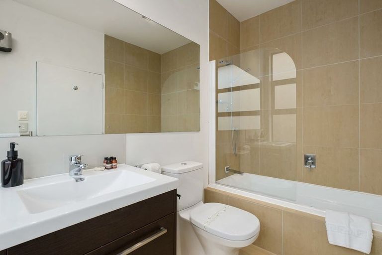 Photo of property in 1/11 Gum Lane, Queenstown, 9300