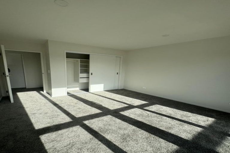 Photo of property in 1d Hollinbrigg Place, Manurewa, Auckland, 2102