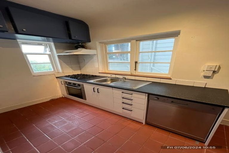 Photo of property in 193u2 The Terrace, Wellington Central, Wellington, 6011