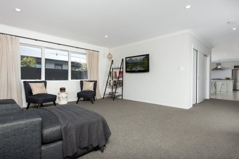 Photo of property in 15 Lakeview Quay, Pyes Pa, Tauranga, 3112