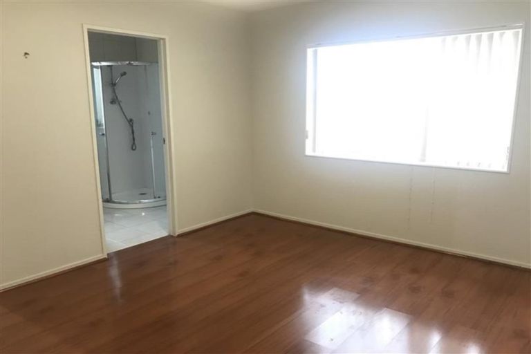Photo of property in 7 John Broad Place, Flat Bush, Auckland, 2019